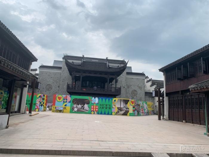 探索世界奇妙的360亿的大型对撞机引争议,杨振宁反对理由是什么?问答平台
